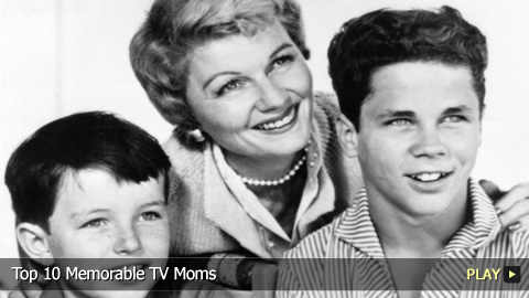 Top 10 Memorable TV Moms