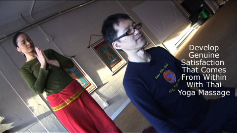 What Is The Lotus Palm Method