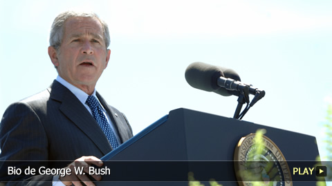 Bio de George W. Bush: Des Forces Armées à la Maison Blanche 