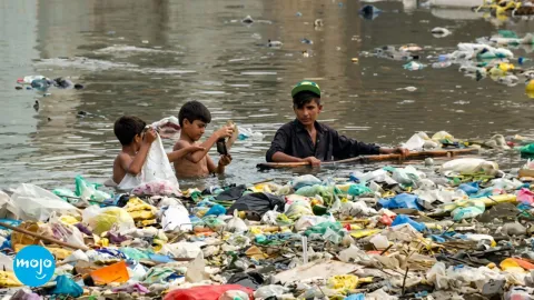 10 HUGE Problems That Are Inevitable Now
