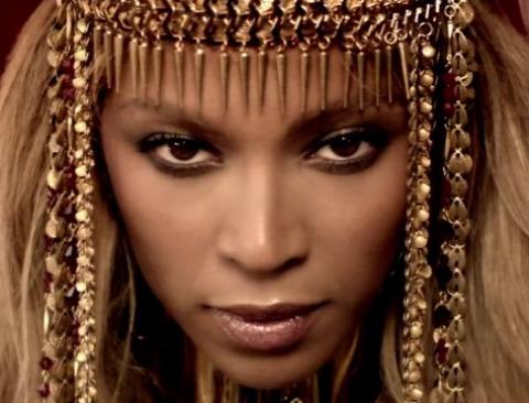 Rihanna Vs. Beyoncé: Music Showdown