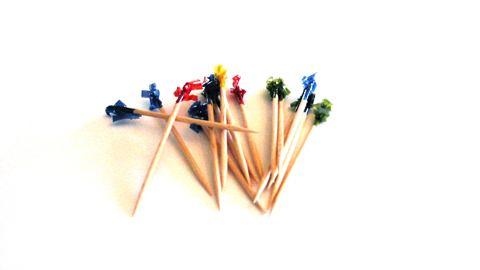 Magic Tricks - Broken and Restored Toothpick