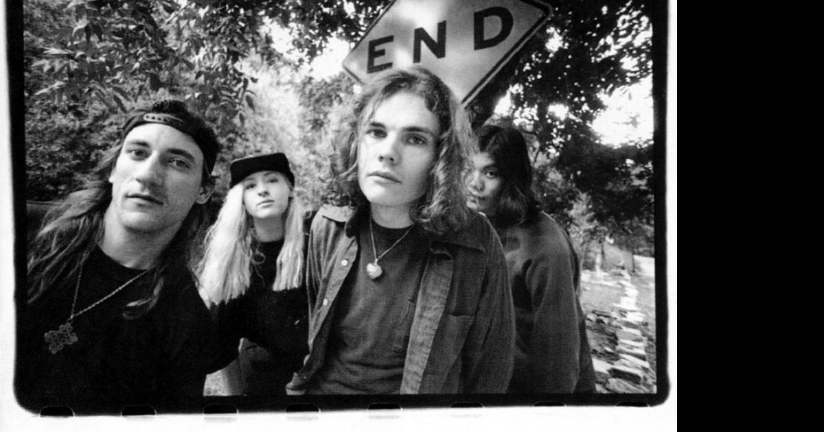 The History of The Smashing Pumpkins | Articles on WatchMojo.com