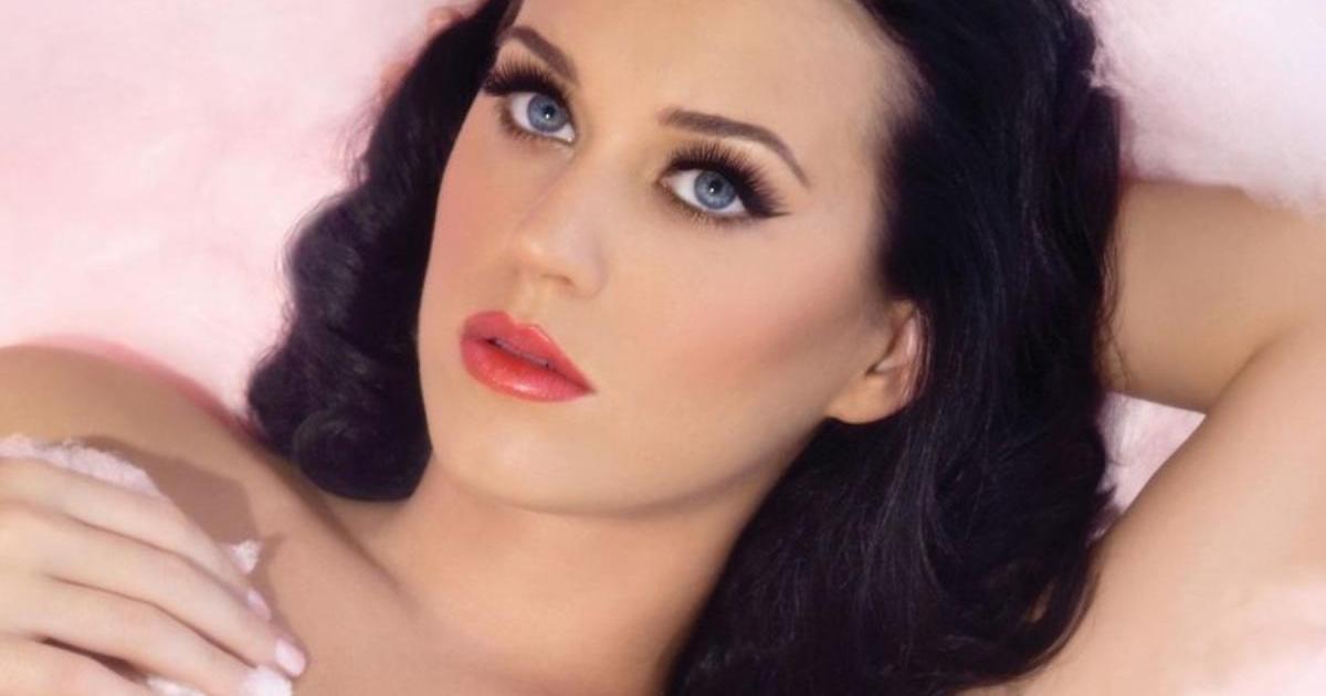 Top 10 Iconic Female Singers Of The 2010s Videos On WatchMojo ffopworkshop-blog