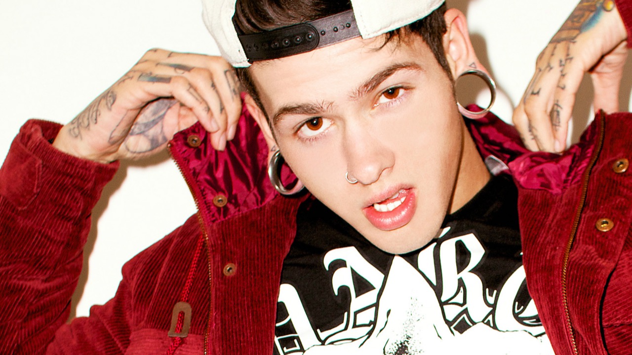 Interview with T. Mills  Articles on