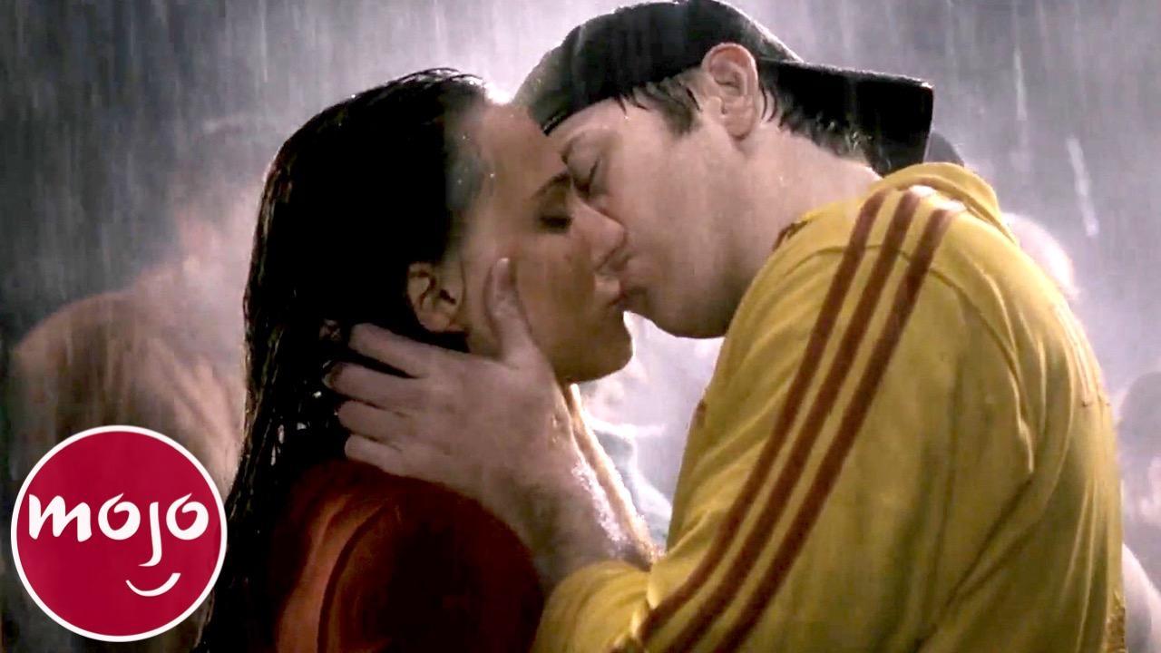 Most Romantic TV Rain Kisses of All Time: 'HSMTMTS,' 'TVD' and